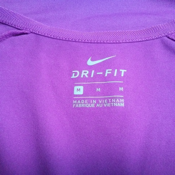 *SOLD* Nike Dri-fit Purple V-Neck Athletic Top Cap - Picture 8 of 8